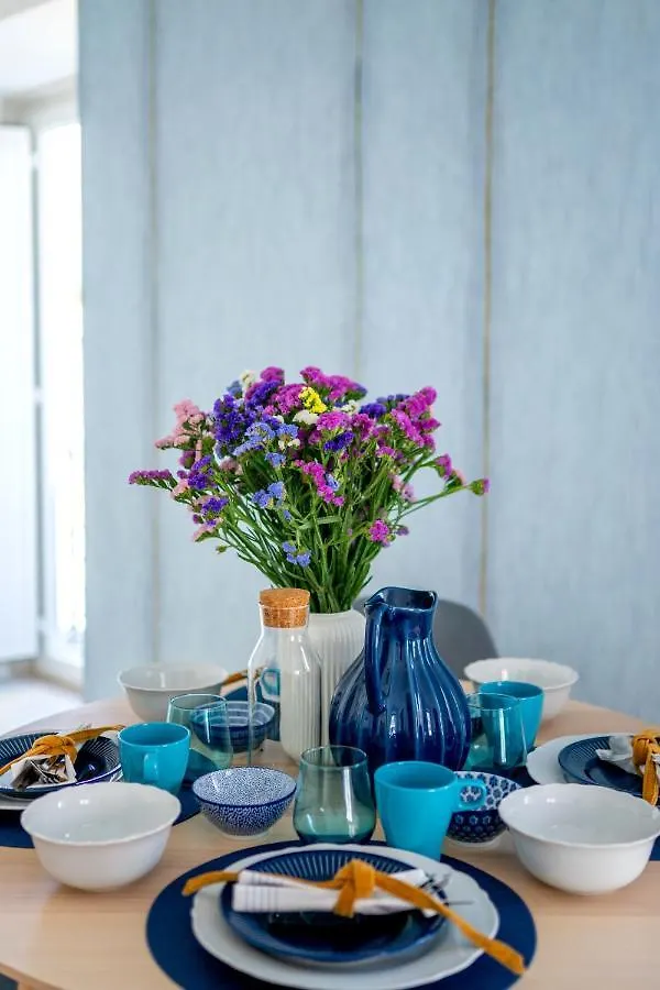 Blue By The River 1 - Elegant Two-Bedroom In Santos Lisbon 0*,